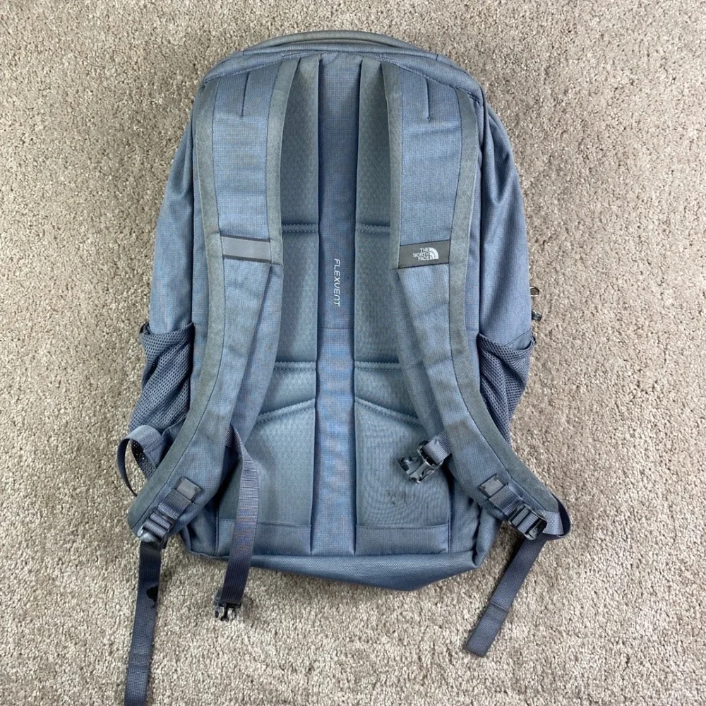 The North Face Jester Backpack Gray FlexVent Laptop Bag Mens Hiking School